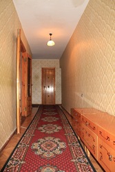 ПРОДАМ 3-х комнатную квартиру в центре Хмельницкого ул Прибужская